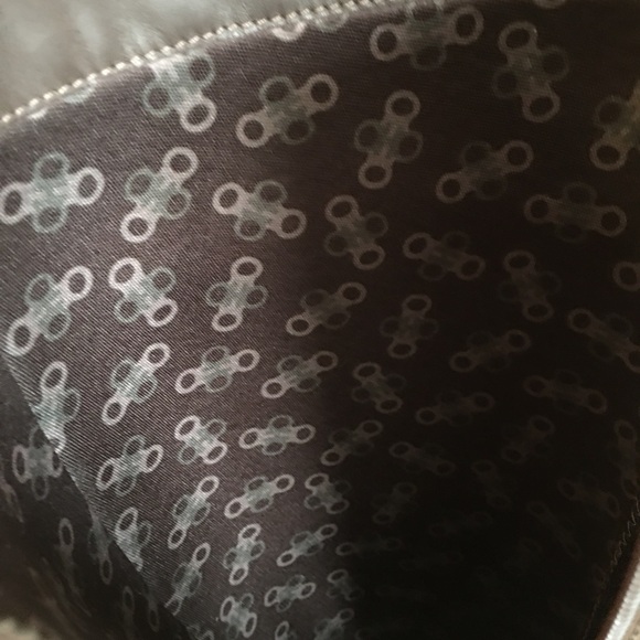 COPY - Andre Assous water proof boots, sz 7 - Picture 2 of 6